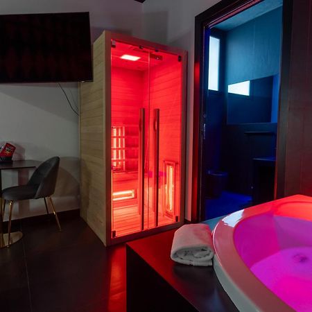 Maximum Hub Suite&Spa Palermo Buitenkant foto