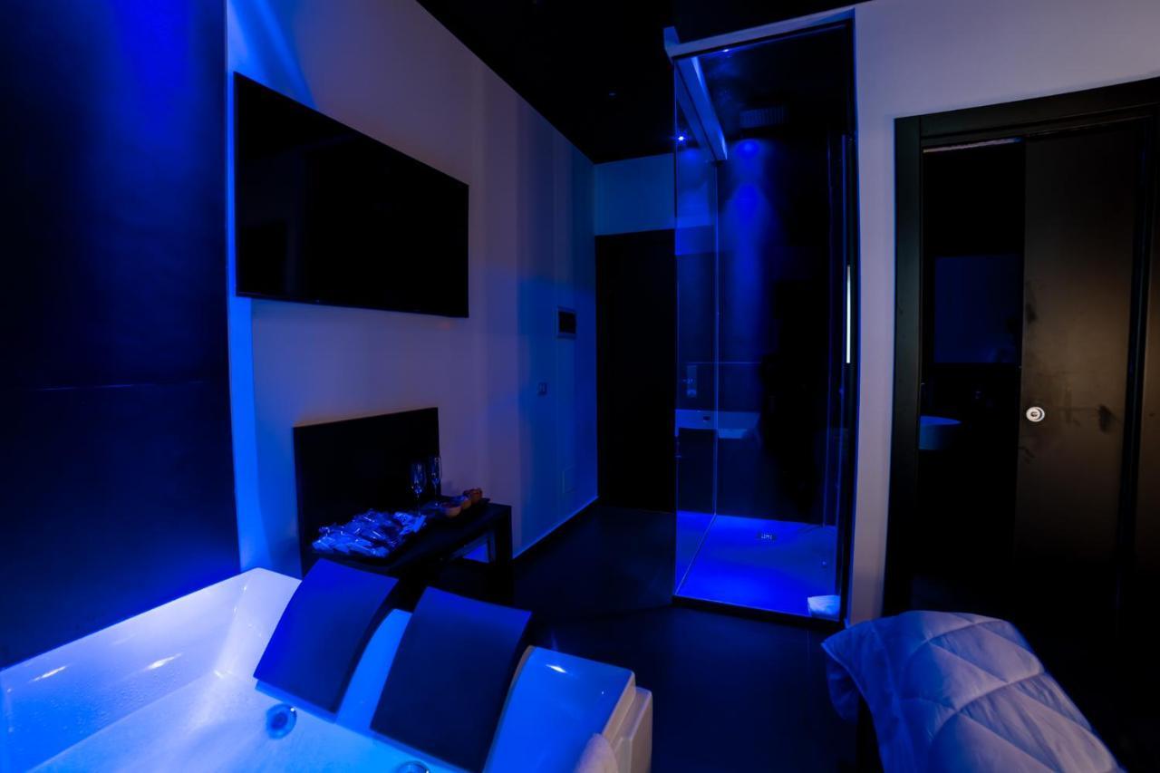 Maximum Hub Suite&Spa Palermo Buitenkant foto