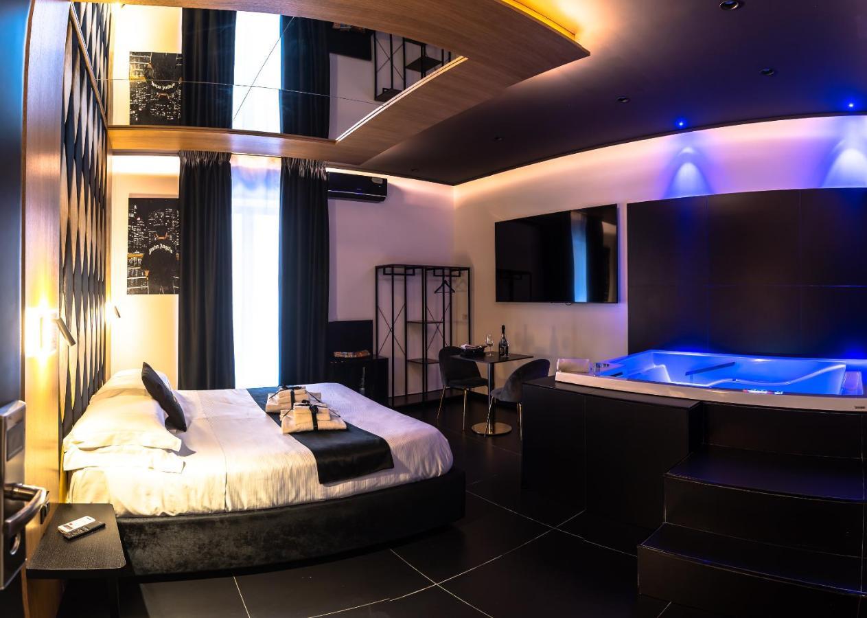 Maximum Hub Suite&Spa Palermo Buitenkant foto